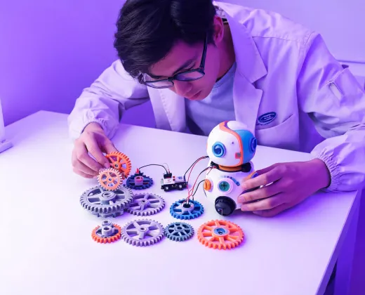 STEM toy engineer